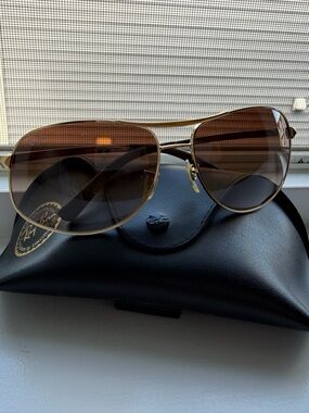 Ray-Ban Gold Aviator Sunglasses with Brown Lenses